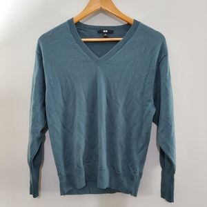 Uniqlo Merino V-Neck Sweater